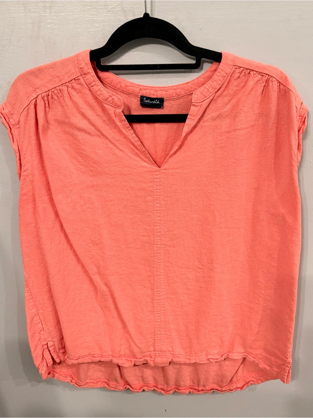 Splendid Coral Split V-Neck Short Sleeve Top